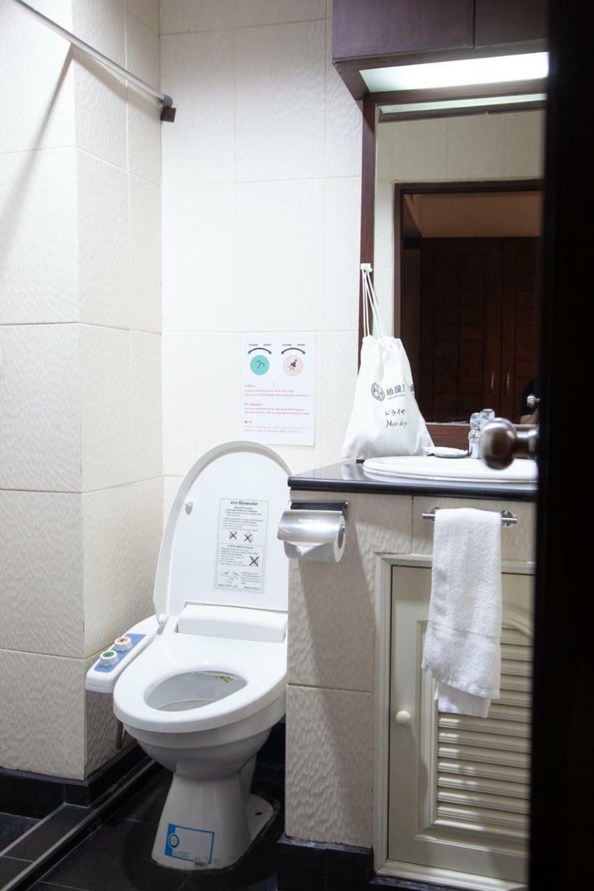 Baan Kashiwaya Hotel Bangkok Luaran gambar
